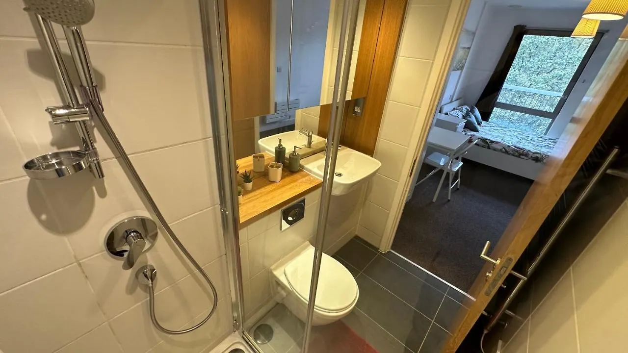 London Rooms In Luxury Apartment 0*,  United Kingdom